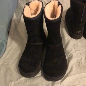 UGG Zippered boots size 8